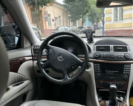 Чорний Мерседес 200, об'ємом двигуна 2.1 л та пробігом 290 тис. км за 7900 $, фото 8 на Automoto.ua