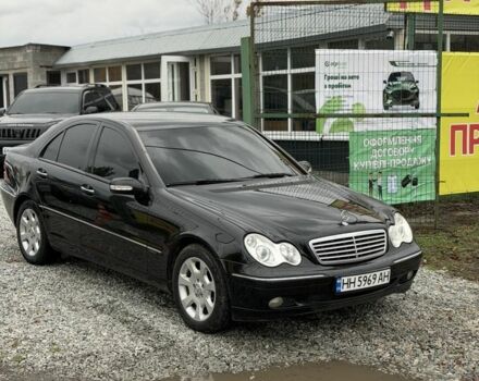 Чорний Мерседес 200, об'ємом двигуна 1.8 л та пробігом 212 тис. км за 5200 $, фото 4 на Automoto.ua