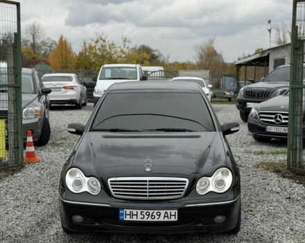 Чорний Мерседес 200, об'ємом двигуна 1.8 л та пробігом 212 тис. км за 5200 $, фото 1 на Automoto.ua