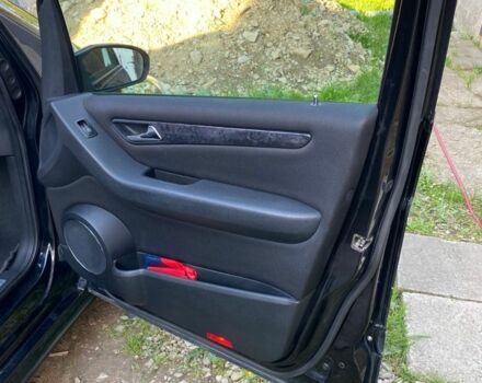 Черный Мерседес 200, объемом двигателя 2 л и пробегом 260 тыс. км за 6700 $, фото 20 на Automoto.ua