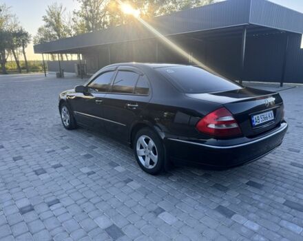 Черный Мерседес 200, объемом двигателя 2 л и пробегом 330 тыс. км за 7300 $, фото 3 на Automoto.ua