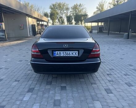 Черный Мерседес 200, объемом двигателя 2 л и пробегом 330 тыс. км за 7300 $, фото 4 на Automoto.ua