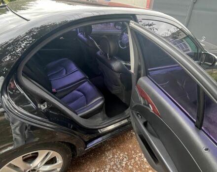 Черный Мерседес 200, объемом двигателя 1.8 л и пробегом 391 тыс. км за 5900 $, фото 6 на Automoto.ua