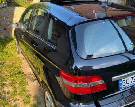 Черный Мерседес 200, объемом двигателя 2 л и пробегом 260 тыс. км за 6700 $, фото 23 на Automoto.ua