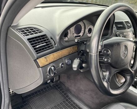 Черный Мерседес 200, объемом двигателя 1.8 л и пробегом 299 тыс. км за 7700 $, фото 21 на Automoto.ua