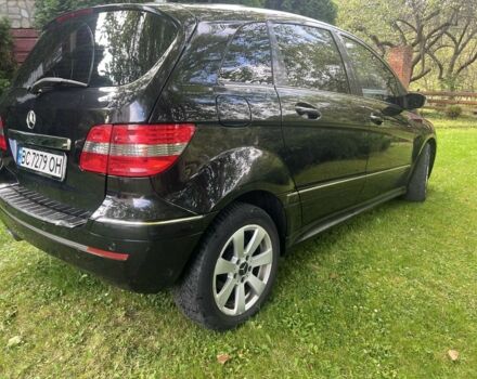 Черный Мерседес 200, объемом двигателя 2 л и пробегом 260 тыс. км за 6700 $, фото 4 на Automoto.ua