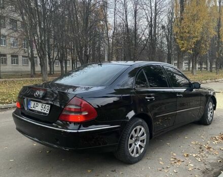 Черный Мерседес 200, объемом двигателя 3.2 л и пробегом 250 тыс. км за 2800 $, фото 4 на Automoto.ua