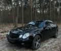 Черный Мерседес 200, объемом двигателя 2.1 л и пробегом 360 тыс. км за 9200 $, фото 1 на Automoto.ua