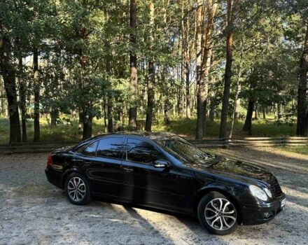 Черный Мерседес 200, объемом двигателя 2.1 л и пробегом 340 тыс. км за 9200 $, фото 3 на Automoto.ua