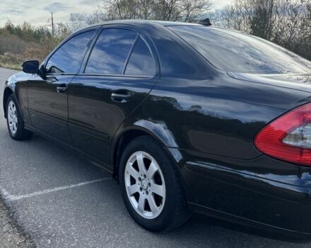 Чорний Мерседес 200, об'ємом двигуна 2.1 л та пробігом 316 тис. км за 6000 $, фото 8 на Automoto.ua