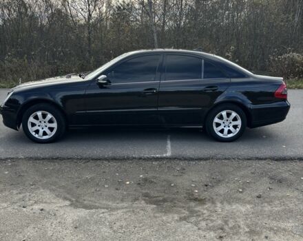 Чорний Мерседес 200, об'ємом двигуна 2.1 л та пробігом 316 тис. км за 6000 $, фото 7 на Automoto.ua