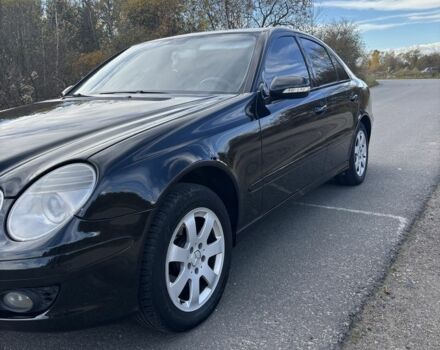 Чорний Мерседес 200, об'ємом двигуна 2.1 л та пробігом 316 тис. км за 6000 $, фото 19 на Automoto.ua