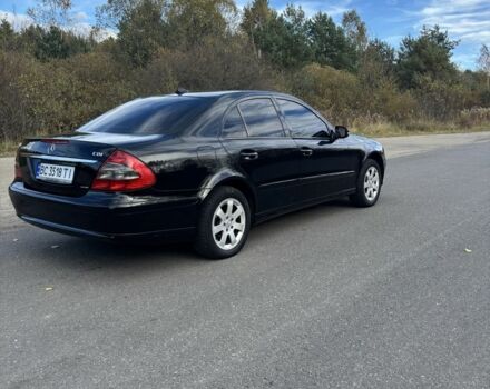 Чорний Мерседес 200, об'ємом двигуна 2.1 л та пробігом 316 тис. км за 6000 $, фото 1 на Automoto.ua