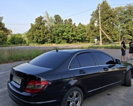 Черный Мерседес 200, объемом двигателя 2.1 л и пробегом 347 тыс. км за 7700 $, фото 6 на Automoto.ua