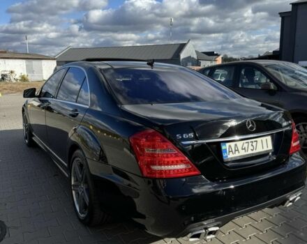 Черный Мерседес 200, объемом двигателя 5.5 л и пробегом 190 тыс. км за 23000 $, фото 3 на Automoto.ua