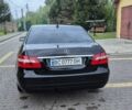 Черный Мерседес 200, объемом двигателя 2.1 л и пробегом 300 тыс. км за 12500 $, фото 1 на Automoto.ua
