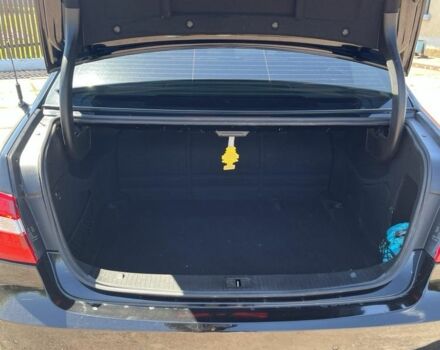 Черный Мерседес 200, объемом двигателя 1.8 л и пробегом 311 тыс. км за 10800 $, фото 4 на Automoto.ua