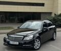 Черный Мерседес 200, объемом двигателя 1.8 л и пробегом 180 тыс. км за 13500 $, фото 1 на Automoto.ua