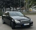 Черный Мерседес 200, объемом двигателя 1.8 л и пробегом 180 тыс. км за 13500 $, фото 1 на Automoto.ua