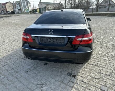 Черный Мерседес 200, объемом двигателя 2.2 л и пробегом 267 тыс. км за 14005 $, фото 2 на Automoto.ua