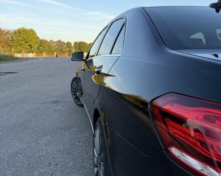 Черный Мерседес 200, объемом двигателя 2 л и пробегом 195 тыс. км за 13200 $, фото 5 на Automoto.ua