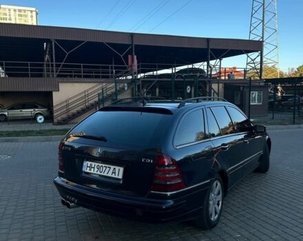 Черный Мерседес 200, объемом двигателя 2.7 л и пробегом 365 тыс. км за 4800 $, фото 3 на Automoto.ua