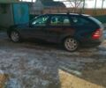 Чорний Мерседес 200, об'ємом двигуна 2.2 л та пробігом 447 тис. км за 2800 $, фото 1 на Automoto.ua