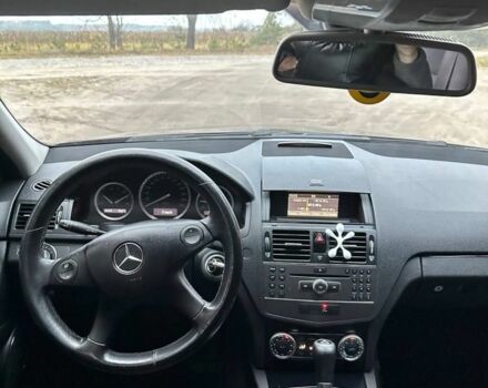 Чорний Мерседес 200, об'ємом двигуна 2.2 л та пробігом 310 тис. км за 8200 $, фото 14 на Automoto.ua