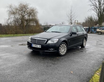 Чорний Мерседес 200, об'ємом двигуна 2.1 л та пробігом 298 тис. км за 7750 $, фото 2 на Automoto.ua