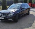 Черный Мерседес 200, объемом двигателя 2.1 л и пробегом 251 тыс. км за 9850 $, фото 1 на Automoto.ua