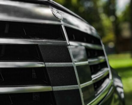 Черный Мерседес 200, объемом двигателя 2.1 л и пробегом 500 тыс. км за 10200 $, фото 1 на Automoto.ua