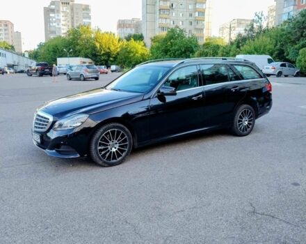 Черный Мерседес 200, объемом двигателя 2.1 л и пробегом 220 тыс. км за 13300 $, фото 7 на Automoto.ua