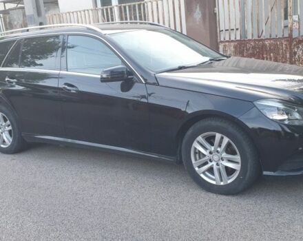 Мерседес 200 2014 в Ужгороде на Automoto.ua Черный Мерседес 200, объемом двигателя 2.1 л и пробегом 280 тыс. км за 12500 $, фото 1 на Automoto.ua