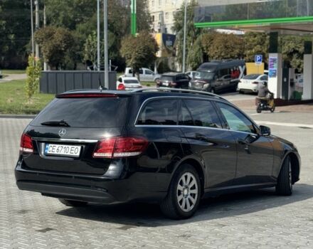 Черный Мерседес 200, объемом двигателя 2.1 л и пробегом 310 тыс. км за 12500 $, фото 5 на Automoto.ua