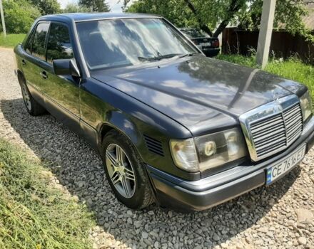 Черный Мерседес 200, объемом двигателя 2 л и пробегом 320 тыс. км за 2399 $, фото 1 на Automoto.ua
