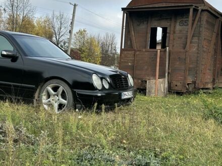 Черный Мерседес 200, объемом двигателя 2 л и пробегом 3 тыс. км за 5000 $, фото 1 на Automoto.ua