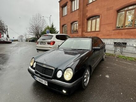 Чорний Мерседес 200, об'ємом двигуна 2.8 л та пробігом 450 тис. км за 4000 $, фото 1 на Automoto.ua