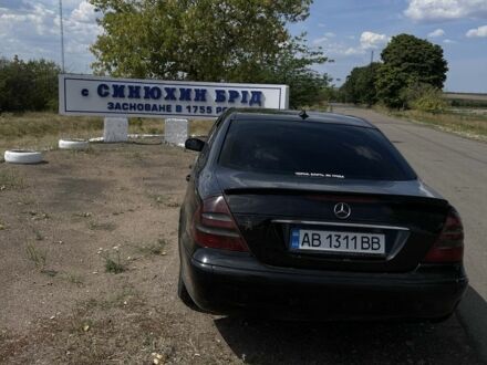 Чорний Мерседес 200, об'ємом двигуна 2.1 л та пробігом 3 тис. км за 8000 $, фото 1 на Automoto.ua