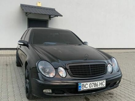 Черный Мерседес 200, объемом двигателя 2 л и пробегом 370 тыс. км за 5500 $, фото 1 на Automoto.ua