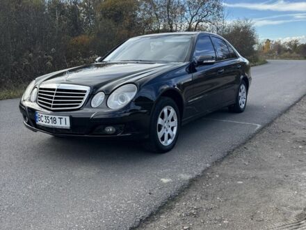 Чорний Мерседес 200, об'ємом двигуна 2.1 л та пробігом 316 тис. км за 6000 $, фото 1 на Automoto.ua