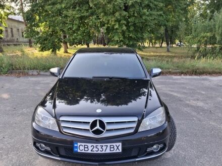 Мерседес 200 2008 в Чернигове на Automoto.ua Черный Мерседес 200, объемом двигателя 2.1 л и пробегом 347 тыс. км за 7700 $, фото 1 на Automoto.ua
