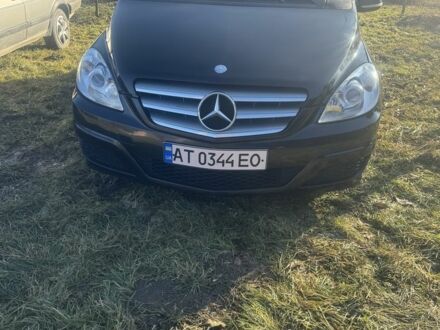 Мерседес 200 2010 в Черновцах на Automoto.ua Черный Мерседес 200, объемом двигателя 2 л и пробегом 236 тыс. км за 6350 $, фото 1 на Automoto.ua
