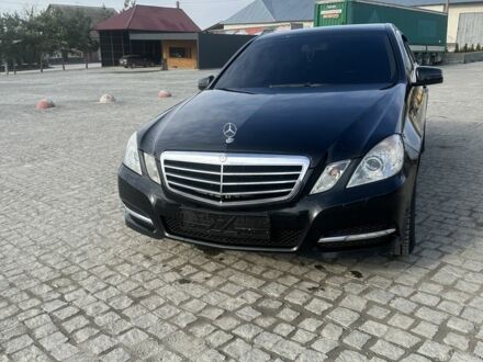Черный Мерседес 200, объемом двигателя 2.2 л и пробегом 267 тыс. км за 14005 $, фото 1 на Automoto.ua