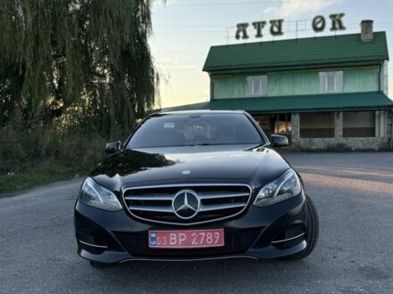 Черный Мерседес 200, объемом двигателя 2 л и пробегом 195 тыс. км за 13200 $, фото 1 на Automoto.ua