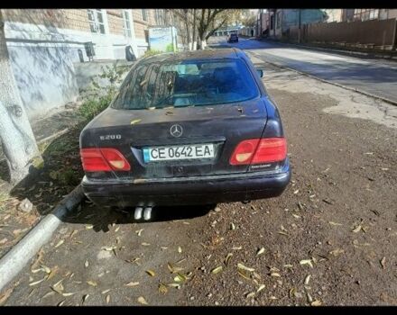 Мерседес 200 1998 в Черновцах на Automoto.ua Фиолетовый Мерседес 200, объемом двигателя 2 л и пробегом 301 тыс. км за 1850 $, фото 3 на Automoto.ua