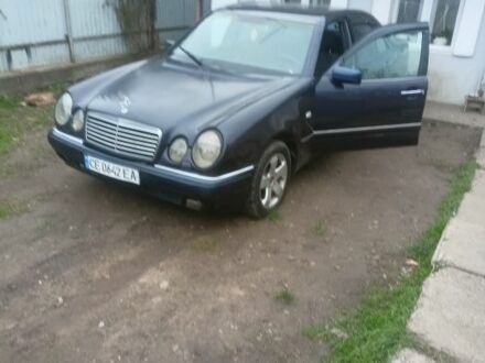 Мерседес 200 1998 в Черновцах на Automoto.ua Фиолетовый Мерседес 200, объемом двигателя 2 л и пробегом 301 тыс. км за 1850 $, фото 1 на Automoto.ua