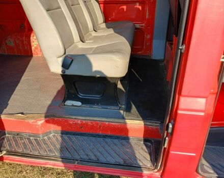 Червоний Мерседес 200, об'ємом двигуна 2.2 л та пробігом 275 тис. км за 7200 $, фото 6 на Automoto.ua