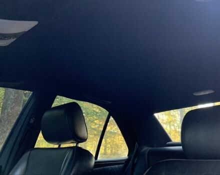 Червоний Мерседес 200, об'ємом двигуна 2 л та пробігом 370 тис. км за 2400 $, фото 5 на Automoto.ua