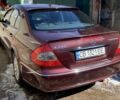 Красный Мерседес 200, объемом двигателя 1.8 л и пробегом 203 тыс. км за 3800 $, фото 1 на Automoto.ua