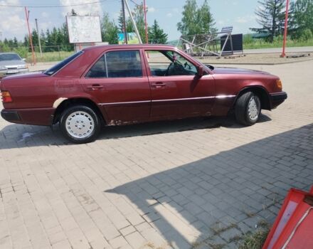 Червоний Мерседес 200, об'ємом двигуна 2.3 л та пробігом 460 тис. км за 1700 $, фото 1 на Automoto.ua